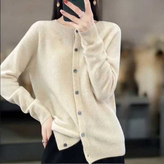 Megan - Cozy Cardigan