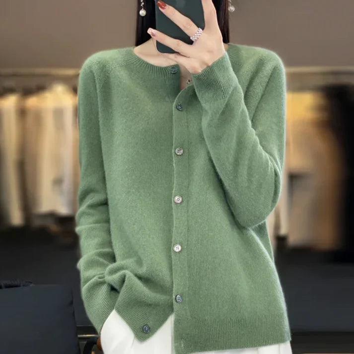 Megan - Cozy Cardigan